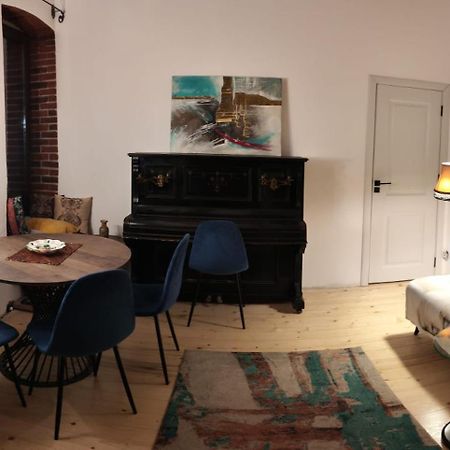 בראשוב Charm Old Town Studio מראה חיצוני תמונה